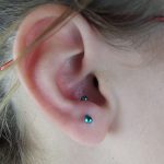 piercing anti tragus 2 - tragus