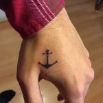 tatuajes anclas minimalistas 9 - tatuajes de anclas