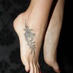 tatuajes de mujeres pie 4 - Tatuagens Feminina