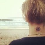 tatuajes mandalas nuca 4 - tatuajes de m&aacute;ndalas