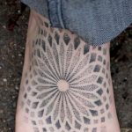 tatuajes mandalas pie 4 - tatuajes de m&aacute;ndalas