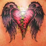 tatuajes corazones alas 1 - tatuajes de corazones