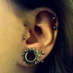piercing tragus vertical 1 - tragus