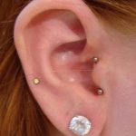 piercing tragus vertical 2 - tragus