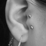 piercing tragus vertical 6 - tragus