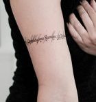 tatuajes de letras para mujeres 7 140x212 -